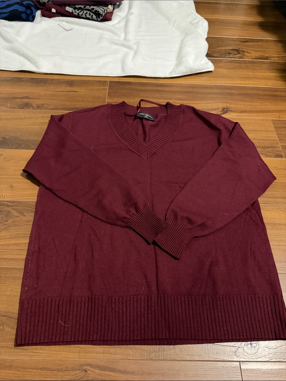 Lane Bryant Burgundy V‑Neck Scoop Sweater